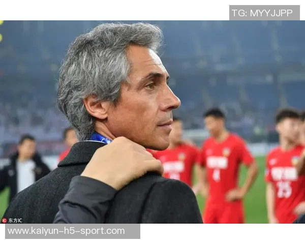 费尔斯称赞阿尔瓦拉多具备成为优秀主帅的潜力与战术解析能力